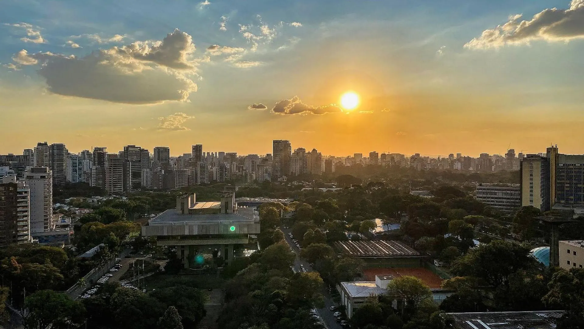 Apartamento Palazzo Ibirapuera 21 º Andar Wi-Fi, Ar E Metro A 5 Minutos