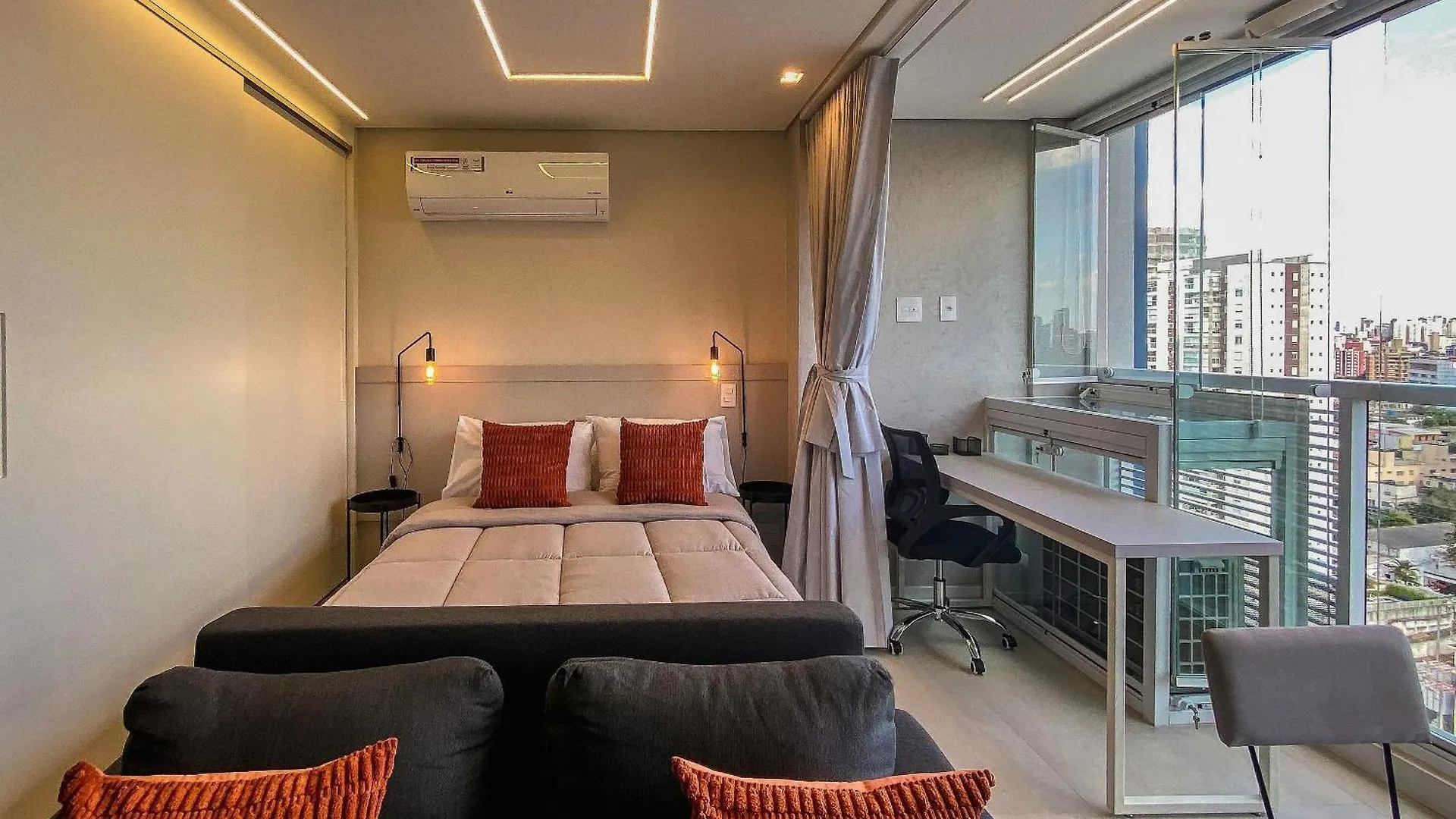 Apartamento Palazzo Ibirapuera 21 º Andar Wi-Fi, Ar E Metro A 5 Minutos Brasil
